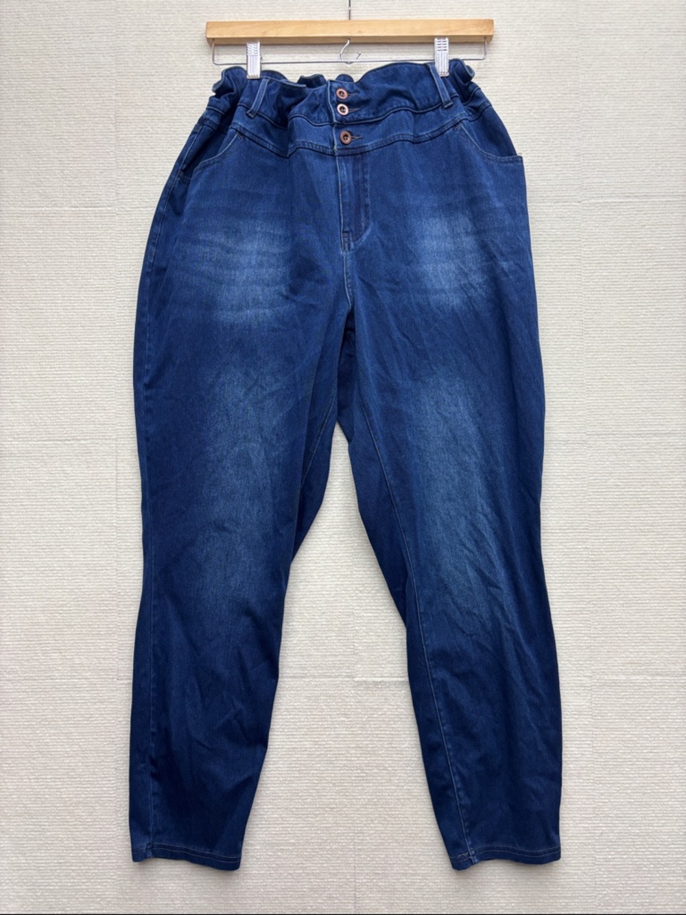 Halara | 2X Women’s High-Waist Dark Blue Denim Jeans pull on
